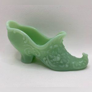 Mosser Jadeite Victorian Rose Glass Slipper  6"